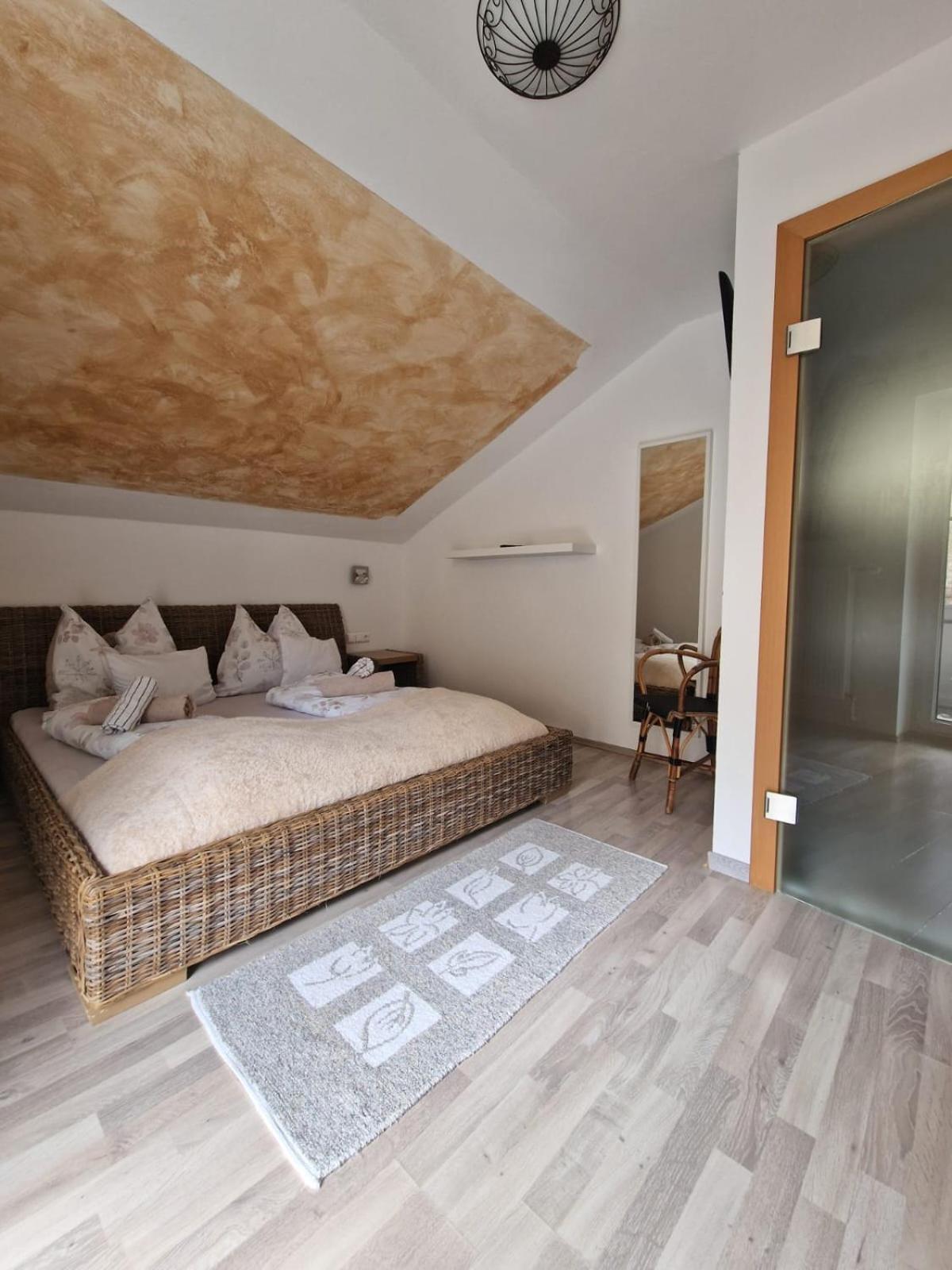 Bed and Breakfast Haus Emily Schladming Exterior foto